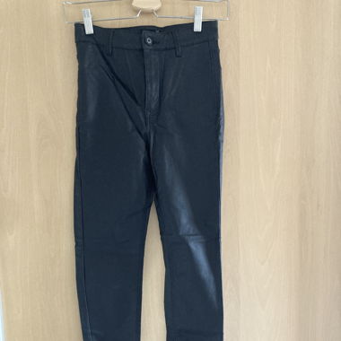 Hose aus Lederimitat