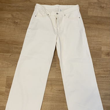  Baggy Jeans