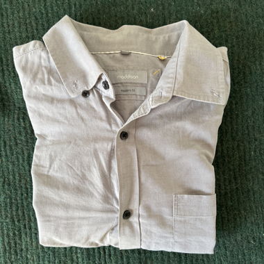 Grey long-sleeve shirt