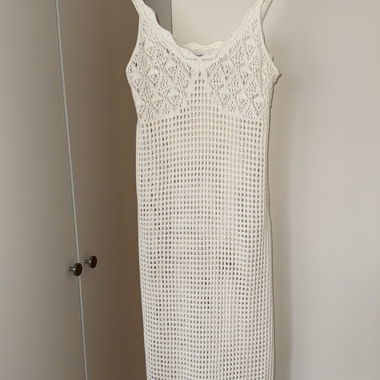 Robe de plage blanche en crochet Monki