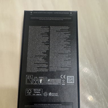Samsung S24 Galaxy  jamais ouvert/never opened 