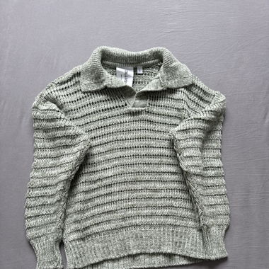green loose knit sweater