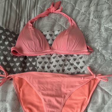 Bikiniset Neonpink