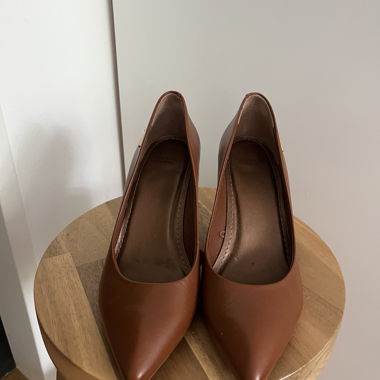 Vélez Brown leather high heels