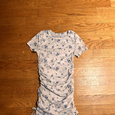 Blumen Kleid