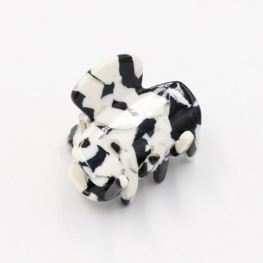ruru studio‘s Fay black white hairclip acryl
