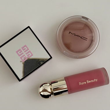 Set Blush
