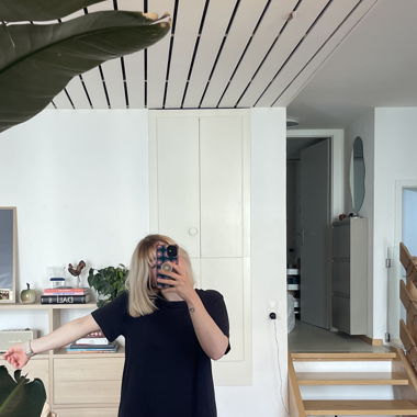 Robe noire simple