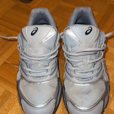 Scarpe da corsa ASICS grigie
