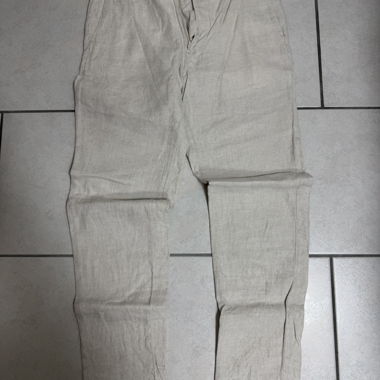Pantaloni di lino beige
