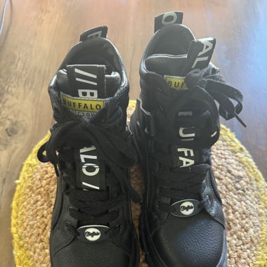 Buffalo ASPHA MID wie neu