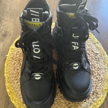 Buffalo ASPHA MID like new