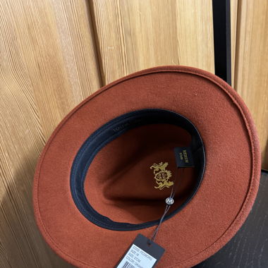 Vintage Wool hat from MAZ London