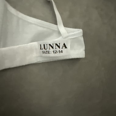 LUNNA Top size 12-14
