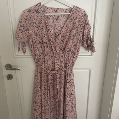 Kleid