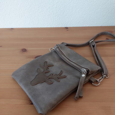 Small shoulder bag
