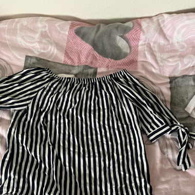 blouse à rayures marine et blanche 