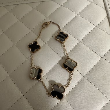 Goldfarbenes Klee-Armband