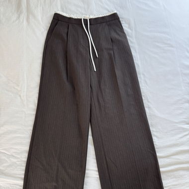 Pantalon en tissu Zara à rayures