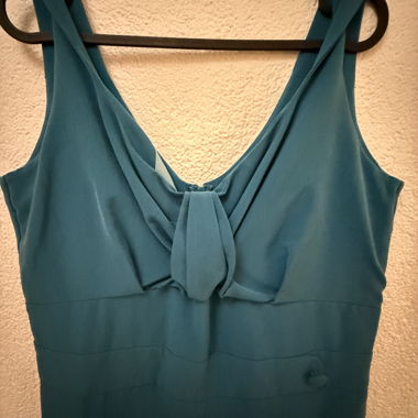 Türkisfarbener Overall