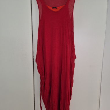 Robe rouge avec mesh