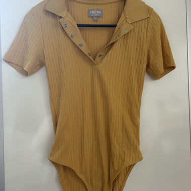 gelber Body