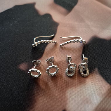 Set di orecchini a perno in argento 925