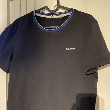 Calvin Klein T shirt