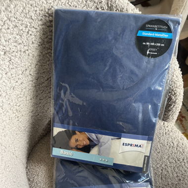 2x 90-100x200 bed sheets