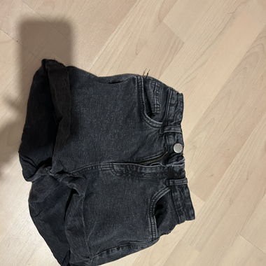 black shorts denim
