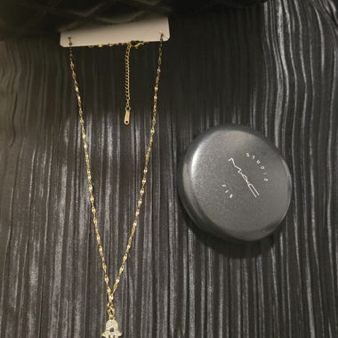 Collana Mano di Fatima Dorata in Acciaio inox – NUOVA