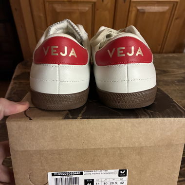 Veja Sneaker neu! 