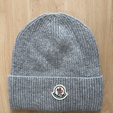 Grau Moncler Mütze