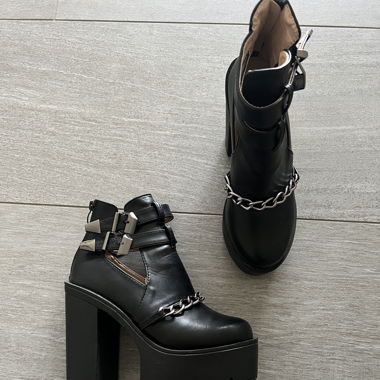 High Heels 