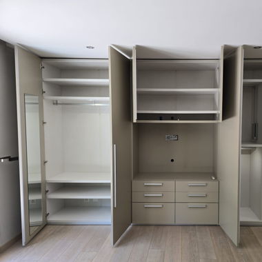 Luxury Wardrobe, to be dismantled