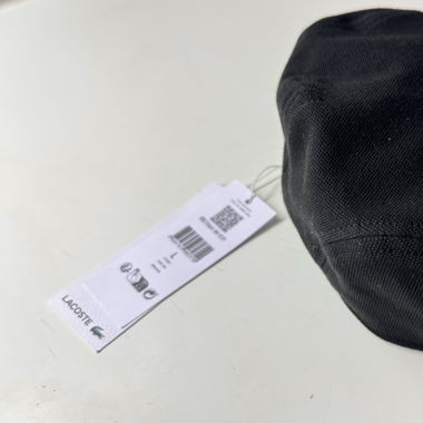 Lacoste hut noir L ungetragen 