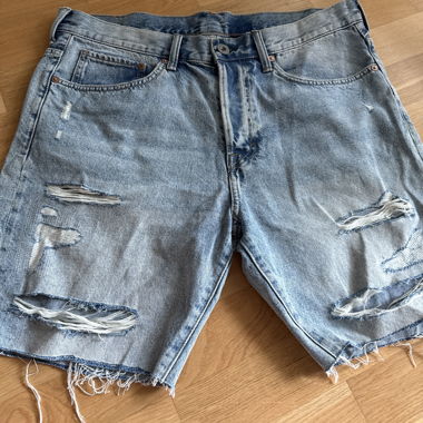 Short en jean Destroyed pour hommes