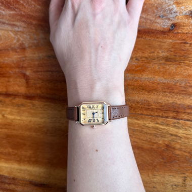 Vintage Style Armbaduhr - Neue Batterie