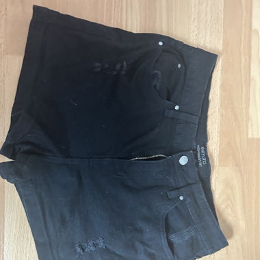 Schwarze Shorts