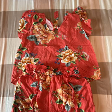 Completo rosso