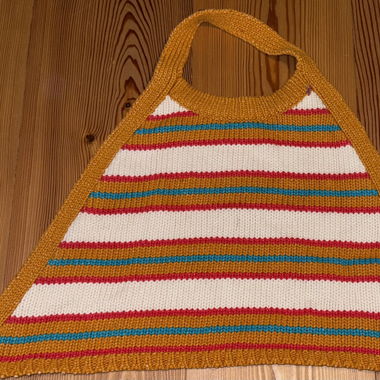 gestricktes Top von Zara zum schnüren 