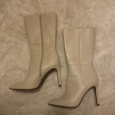 Bottines beiges à talon