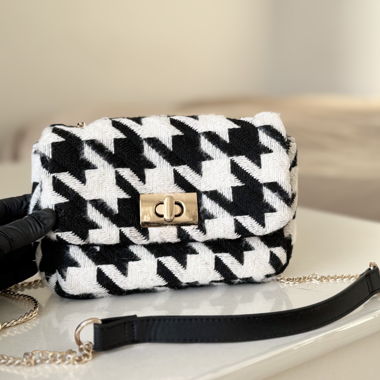 H&M Stylish Bag in Black/White - Good Condition