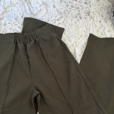 Hose khakigrün
