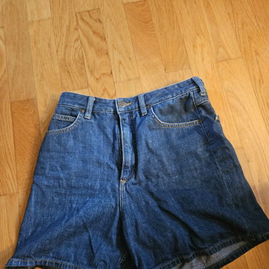Short Lee Stella