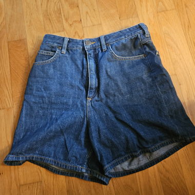 Short Lee Stella