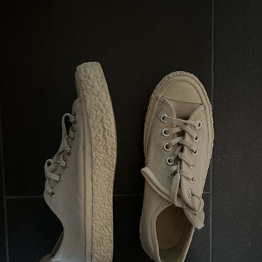 YMC Volcano Sneakers aus Gummiertem Canvas Creme