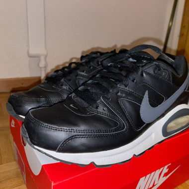 AIR MAX SIZE 42.5