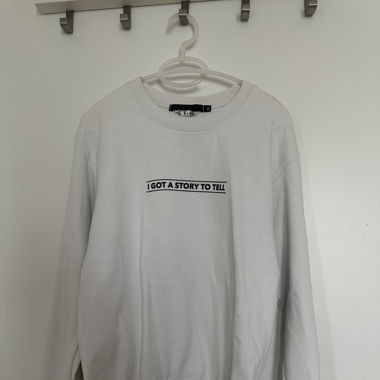 Sweater mit aufdruck