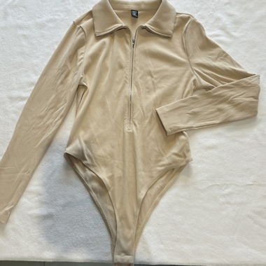 Beige Ribbed Zip-Up Bodysuit